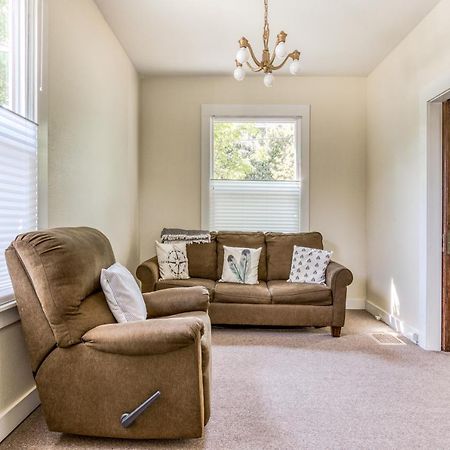 Azusa House Hood River Exterior foto