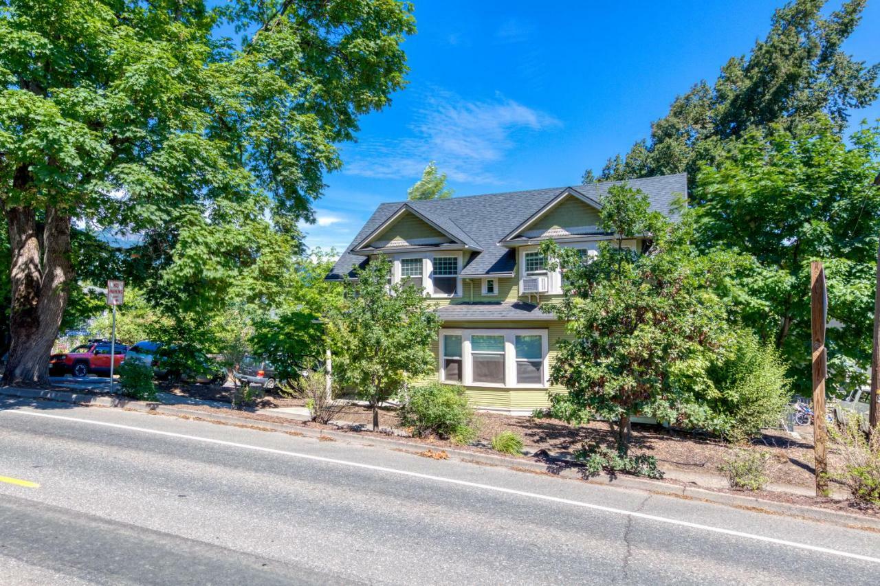 Azusa House Hood River Exterior foto